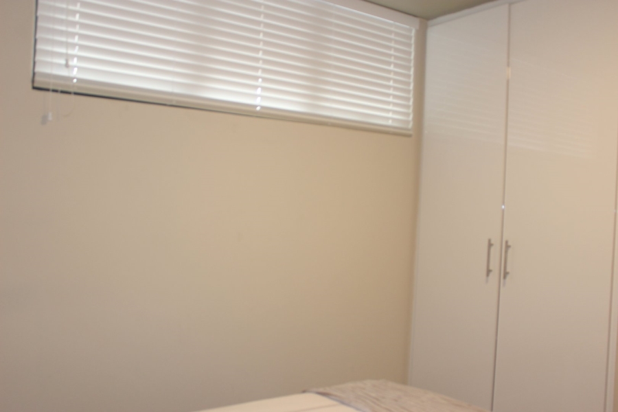 To Let 2 Bedroom Property for Rent in Observatory Western Cape